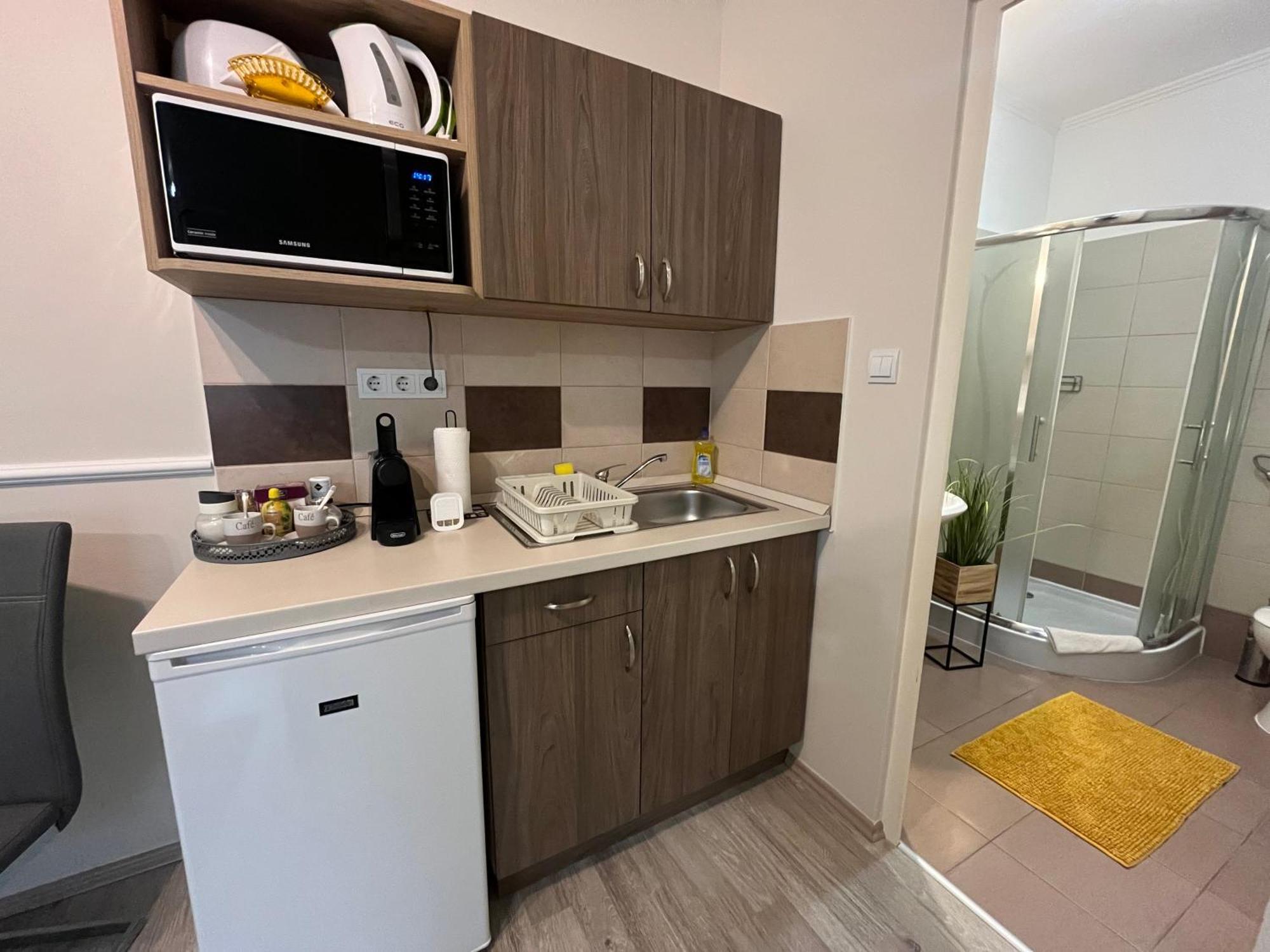 Oreo Apartman Eger Bagian luar foto